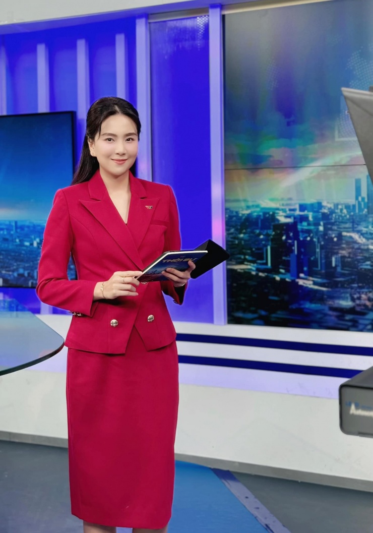 MC Mai Ngọc có thời gian dài gắn bó với VTV.