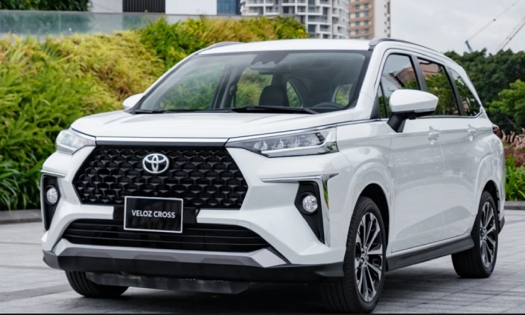 Những điểm hấp dẫn trên Toyota Veloz Cross, giá từ 638 triệu đồng - 1