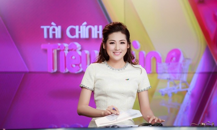 Á hậu Dương Tú Anh từng là gương mặt xuất hiện trên VTV24.