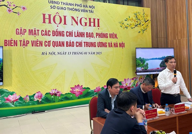 Ông Trần Hữu Bảo, Phó Giám đốc Sở GTVT Hà Nội thông tin về một số vấn đề giao thông được dư luận quan tâm chiều 13/1.