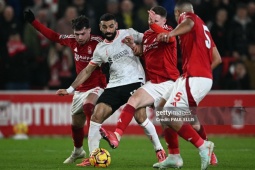 Video bóng đá Nottingham Forest - Liverpool: Thay người đỉnh cao, "người nhện" xuất thần (Ngoại hạng Anh)