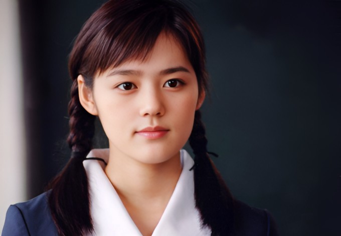 Han Ga In thời trẻ. Ảnh: Nate