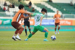 Video bóng đá HAGL - TP.HCM: Dẫn 2 bàn vẫn rơi điểm phút cuối (V-League)