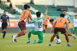 Trực tiếp bóng đá HAGL - TP.HCM: Văn Tiến cản phá Minh Vương phút 90+10 (V-League) (Hết giờ)