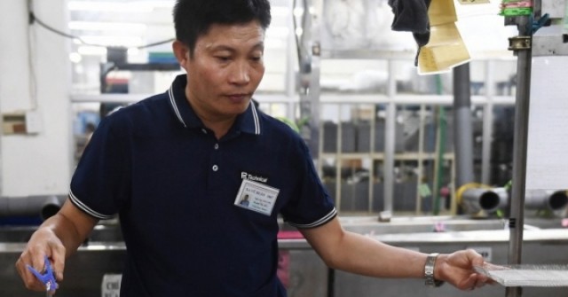 Thị trường đi ngang, tỷ phú Thái, Nhật vung tiền thâu tóm "gà đẻ trứng vàng"