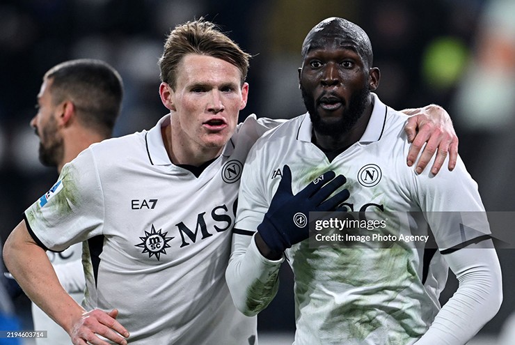 Lukaku - McTominay tỏa sáng giúp Napoli dẫn đầu đua vô địch Serie A