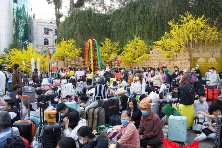 Đây là chương trình nằm trong chuỗi hoạt động chăm lo Tết cho học sinh, sinh viên có hoàn cảnh khó khăn đang học tập tại các trường trên địa bàn thành phố.