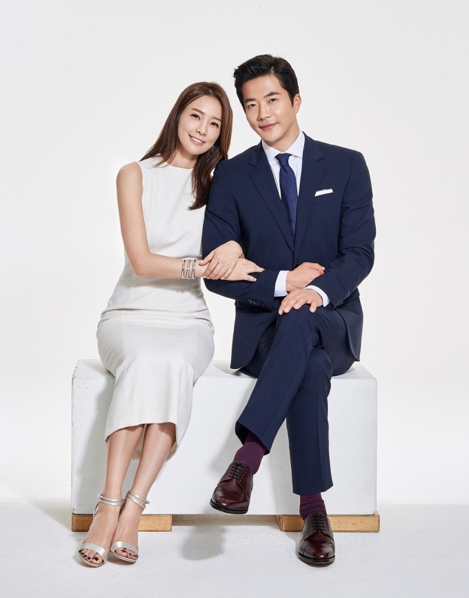 Kwon Sang Woo và Son Tae Young. Ảnh: Nate