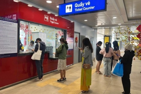 Lý do hành khách phải mua vé giấy ngày đầu metro Bến Thành - Suối Tiên thu phí