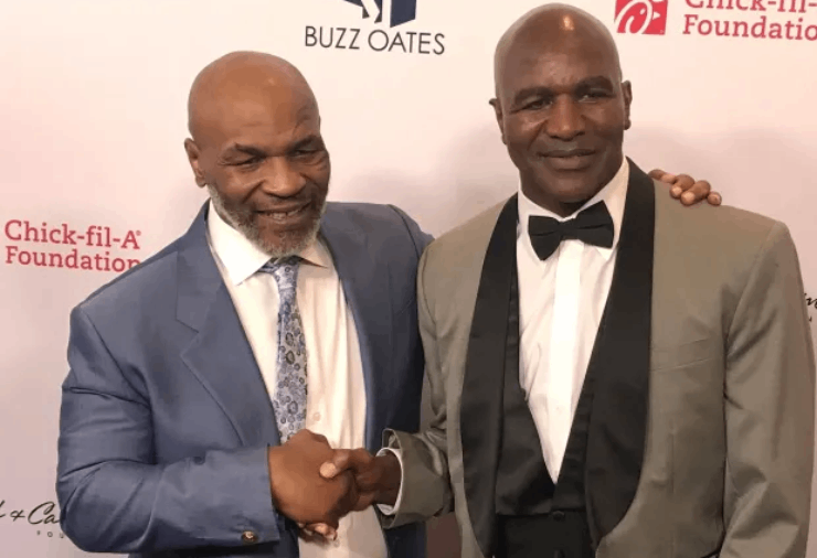 Sau 28 năm, giờ đây Tyson và Holyfield là bạn nhưng họ cũng có thể so găng bất cứ lúc nào