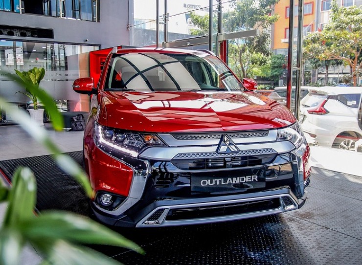 Ngắm Mitsubishi Outlander với 3 phiên bản tùy chọn, giá từ 825 triệu đồng - 11