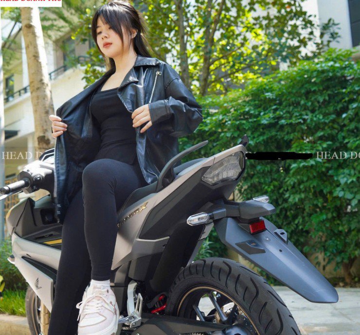 Phái mạnh nên chọn Honda Winner X hay Yamaha Exciter 155 VVA đi chơi xuân? - 2