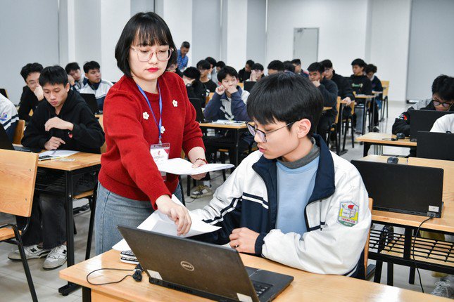 Thí sinh dự thi đánh giá tư duy đợt 1.