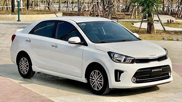 Sedan cỡ B 2025: Thực dụng có còn chỗ đứng? - 10