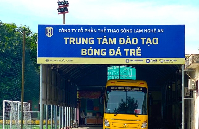 Trụ sở Trung tâm đào tạo bóng đá trẻ Sông Lam Nghệ An.