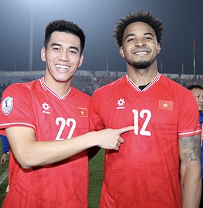 Những khoảnh khắc Xuân Son được các đồng đội tôn vinh ở AFF Cup 2024