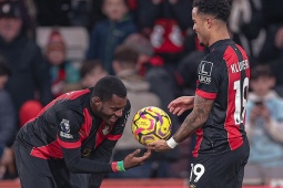 Video bóng đá Bournemouth - Nottingham Forest: "Ngựa ô" tan nát, 5 bàn khó tin (Ngoại hạng Anh)