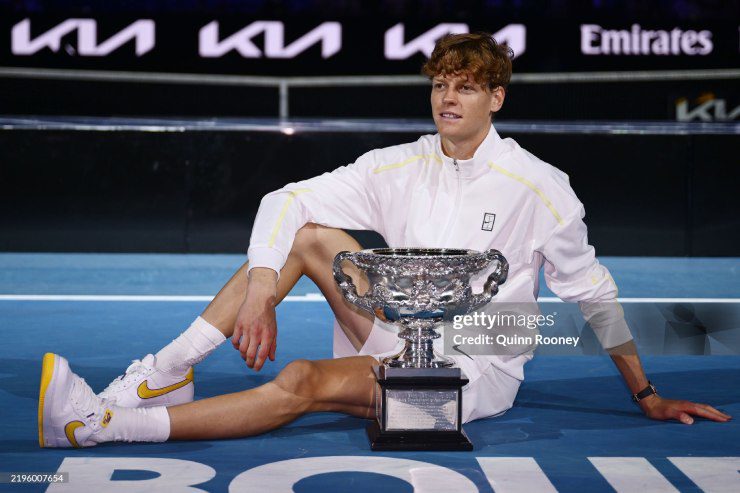 Sinner đăng quang Australian Open ấn tượng, hết lòng an ủi bại tướng Zverev - 10