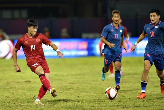 Thái Lan nói gì về quy định cấm cầu thủ trên 22 tuổi dự SEA Games 33? - 1