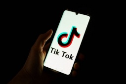 Người Mỹ "ngán" mua iPhone mới vì TikTok