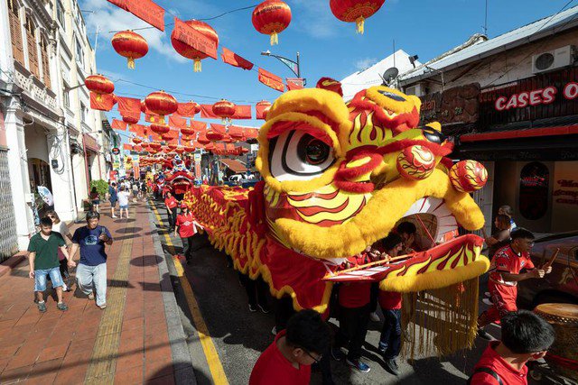 Múa lân ở phố Jonker ở Malacca - Malaysia ngày 25-1