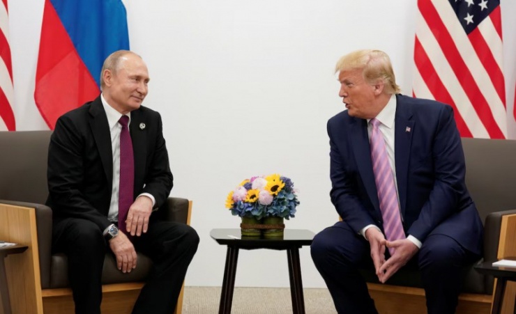 Tổng thống Nga Vladimir Putin và Tổng thống Mỹ Donald Trump họp riêng bên lề thượng đỉnh G20 tại Osaka (Nhật Bản), ngày 28/6/2019. Ảnh: Reuters