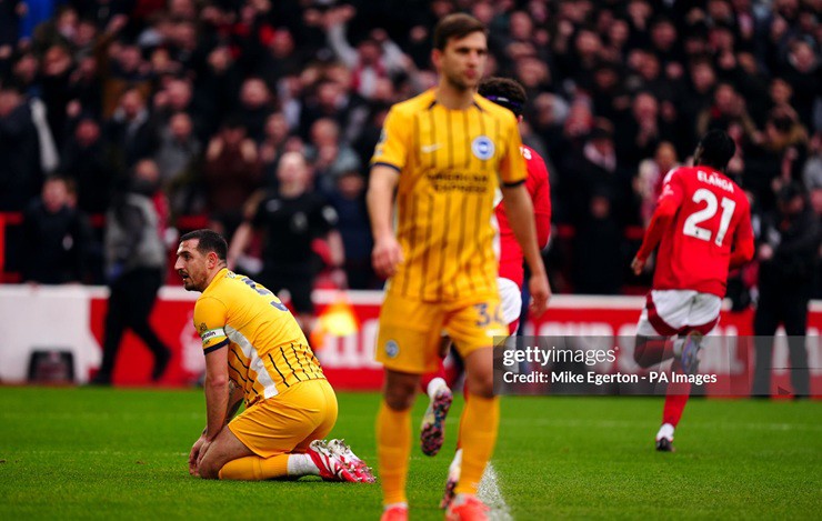 Brighton thua tan nát trên sân của&nbsp;Nottingham Forest