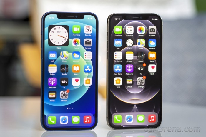 Dòng iPhone 12 ra mắt từ năm 2020.