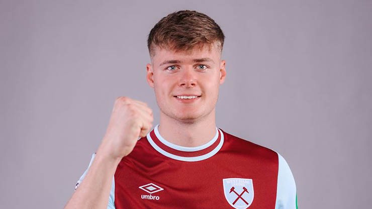 Evan Ferguson gia nhập West Ham