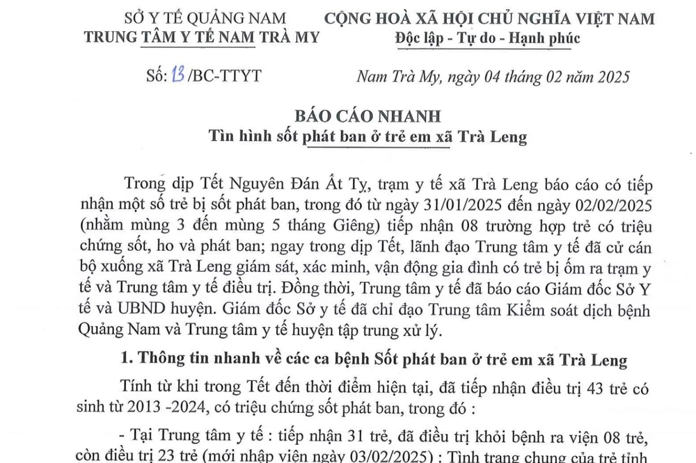 Trung tâm Y tế huyện Nam Trà My báo cáo về tình hình sốt phát ban và 3 trẻ em tử vong. Ảnh: TN