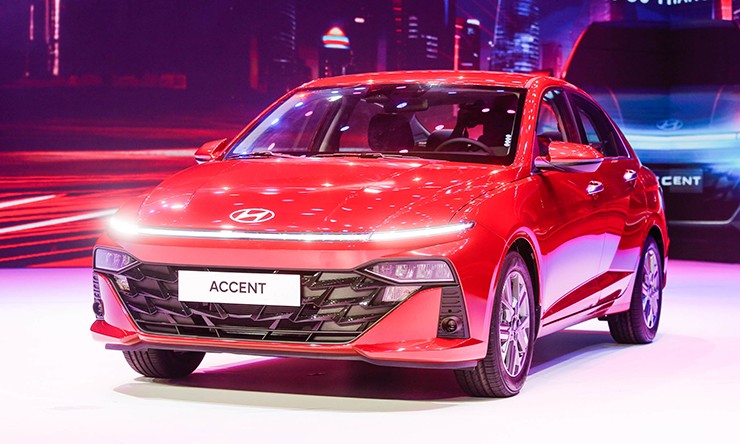 Giá xe Hyundai Accent niêm yết và lăn bánh tháng 2/2025 - 1