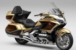 Ngắm bản Vàng Vĩnh Cửu dòng môtô 2025 Honda 50th Anniversary Gold Wing