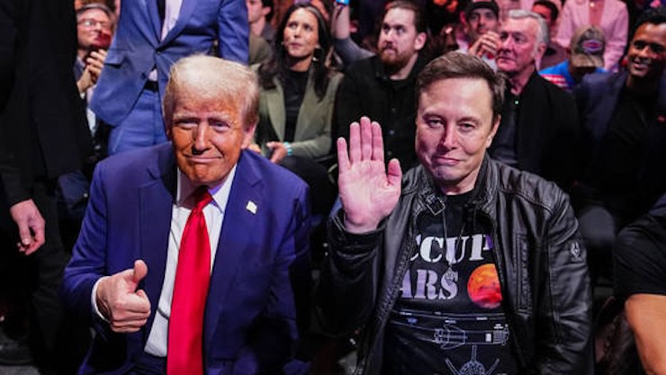 Tổng thống Mỹ Donald Trump tham gia sự kiện cùng tỷ phú Elon Musk vào ngày 16/11/2024. Ảnh: Jeff Bottari/Zuffa LLC.