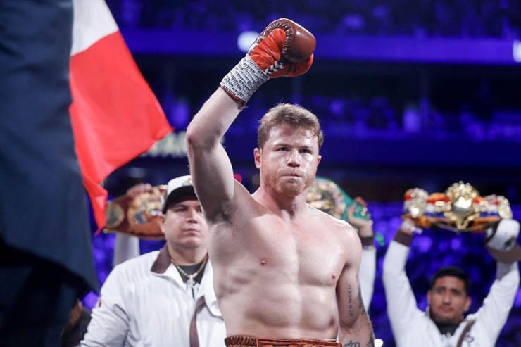 Huyền thoại boxing Canelo Alvarez