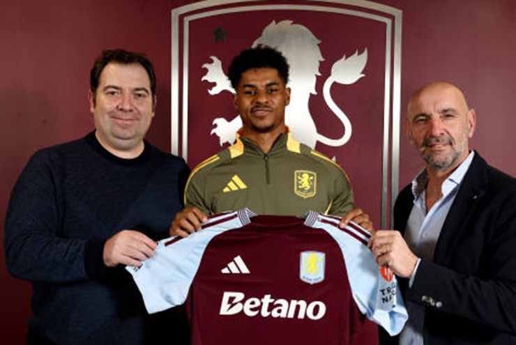 Rashford dự kiến ra mắt Aston Villa ở FA Cup: Sẽ bừng sáng như Antony & Sancho?