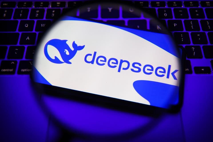 DeepSeek bị phát hiện không mã hóa dữ liệu và tồn tại lỗ hổng nguy hiểm.