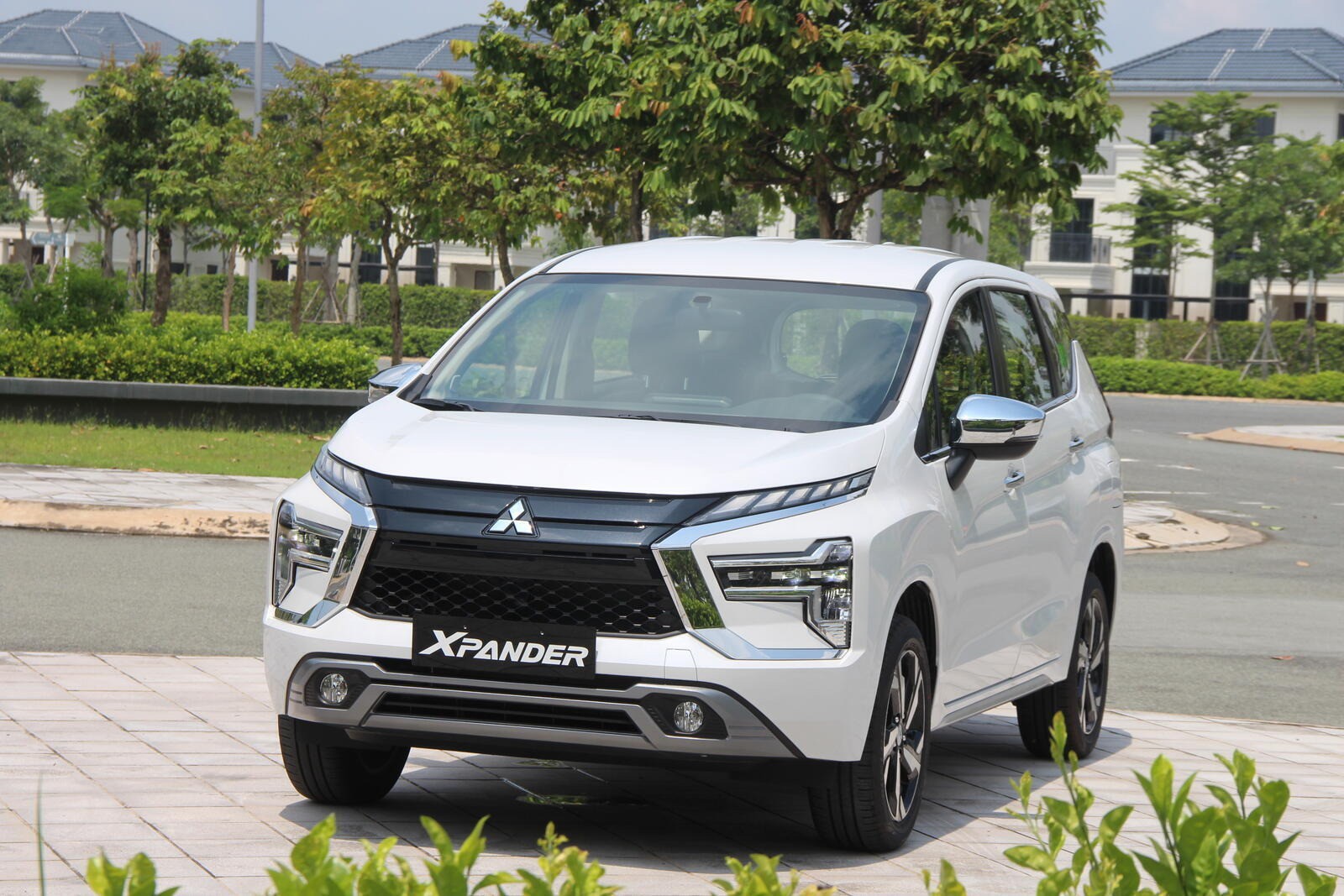 Mitsubishi Xpander có giá bán từ 560 triệu đồng.