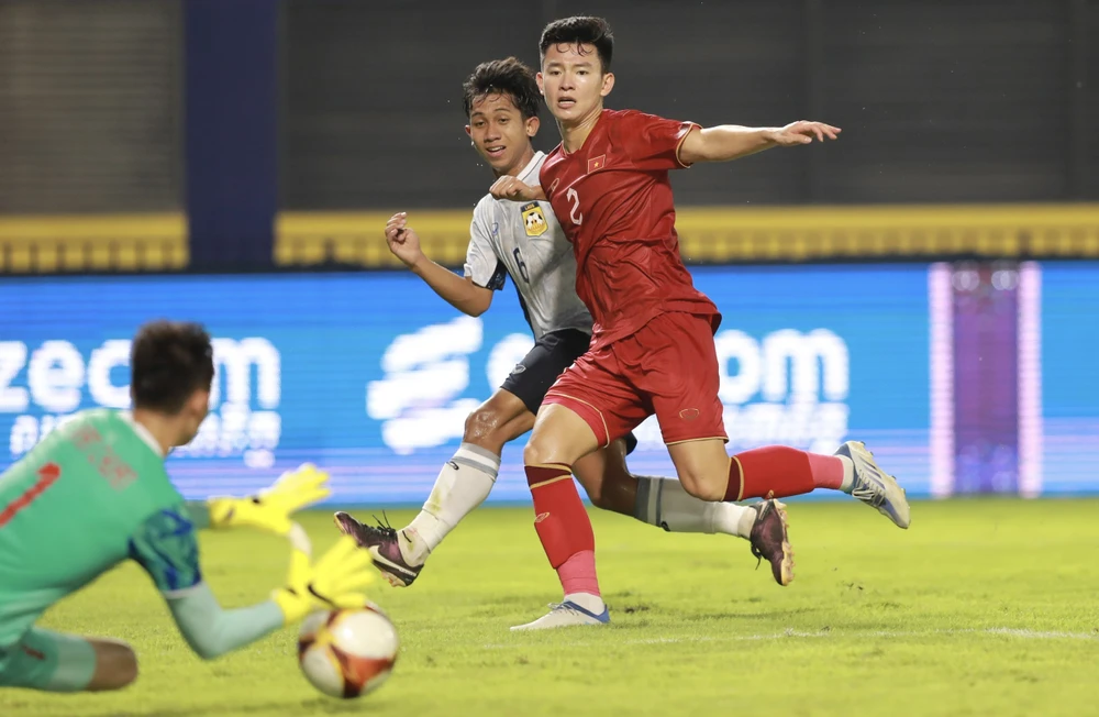 Nếu tiếp tục thắng đội tuyển Lào ở vòng loại cuối cùng Asian Cup 2027 vào cuối tháng 3 này, đội tuyển Việt Nam sẽ lại thăng tiến trên bảng xếp hạng FIFA. Ảnh: ANH PHƯƠNG.