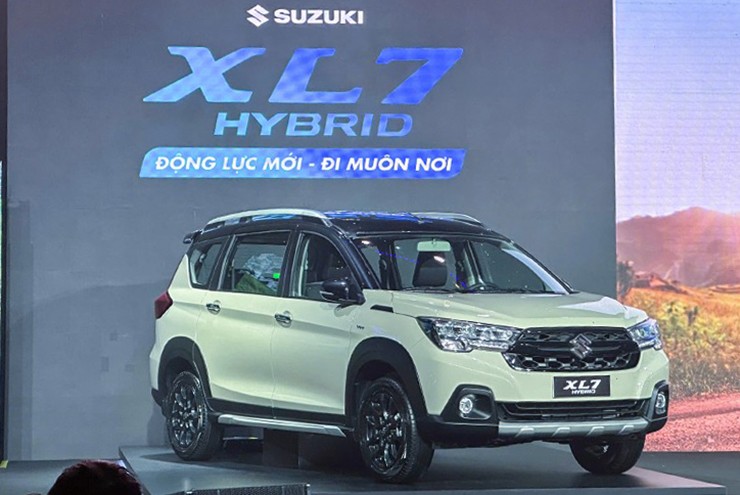 Giá xe Suzuki XL7 tháng 2/2025, ưu đãi tới 55 triệu đồng - 2