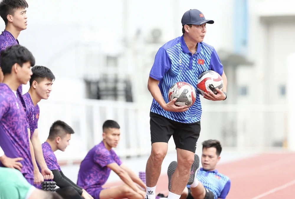 HLV Kim Sang-sik mang lại niềm tin và nhiều hy vọng mới cho bóng đá Việt Nam sau chức vô địch AFF Cup 2024. Ảnh: ANH PHƯƠNG.