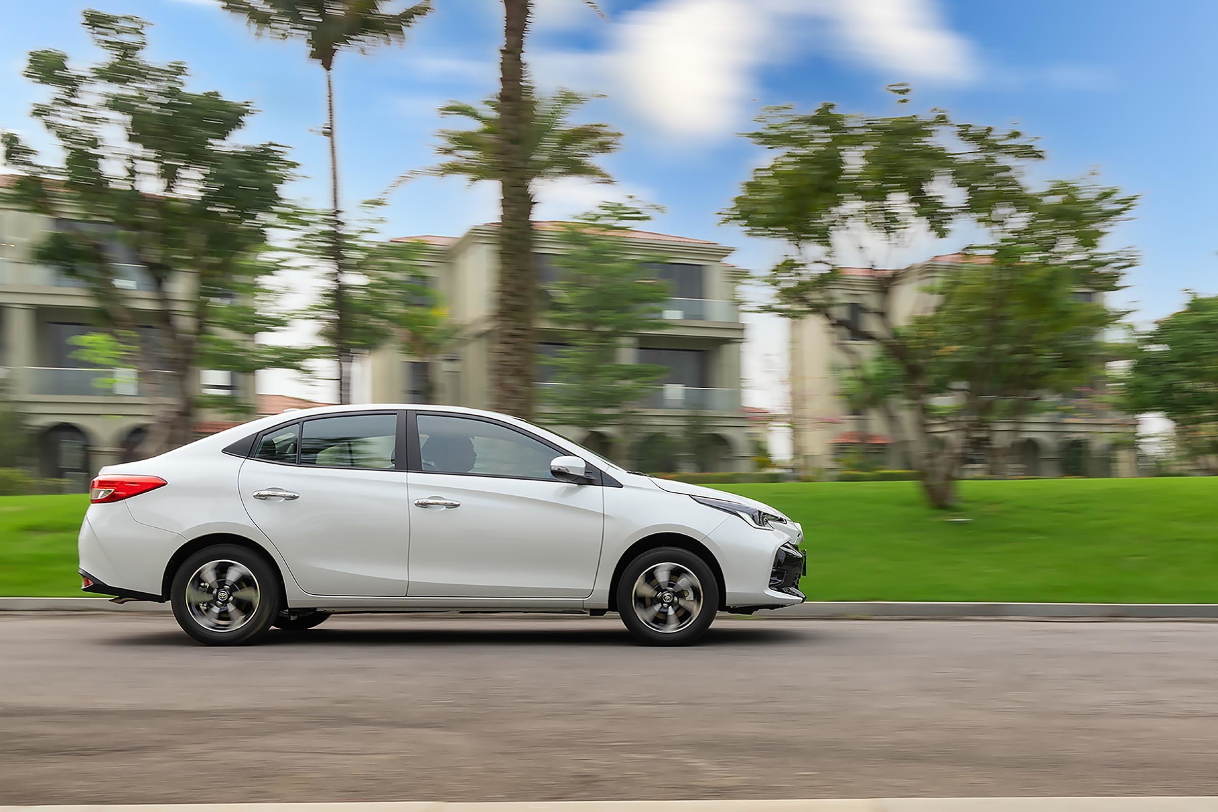 Lý giải nguyên nhân vì sao Toyota Vios được gọi là xe sedan “quốc dân” - 3