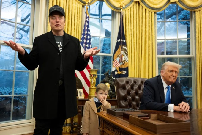 Trong khi Trump và Musk chăm chú họp, X lại 'ngoáy mũi'.