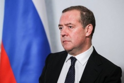 Ông Dmitry Medvedev nói 'thời kỳ của châu Âu đã chấm dứt'