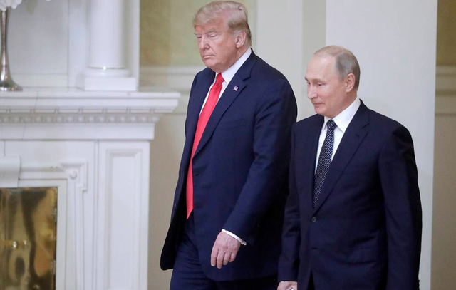 Tổng thống Mỹ Donald Trump và Tổng thống Nga Vladimir Putin hồi năm 2018. Ảnh: TASS