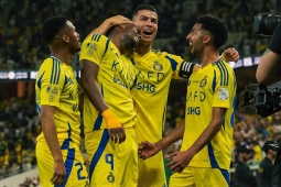 Video bóng đá Al Ahli - Al Nassr: Đội Ronaldo "chấp người", rượt đuổi 5 bàn (Saudi League)