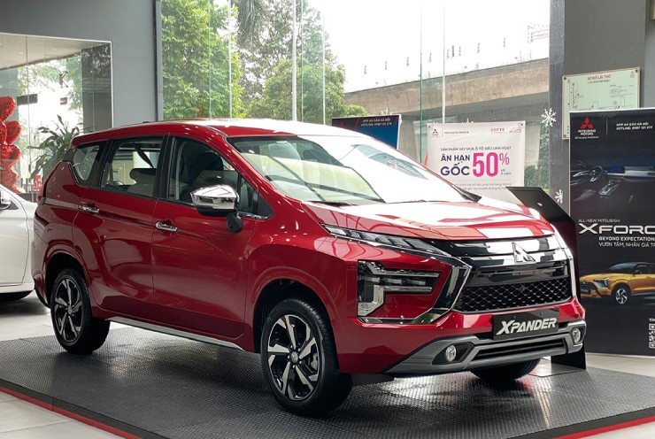 Thích xe 7 chỗ, nên mua Mitsubishi Xpander hay Hyundai Stargazer? - 1