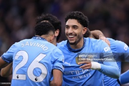 Nóng bảng xếp hạng Ngoại hạng Anh: "Ngựa ô" Nottingham hụt hơi, Man City bay vào Top 4