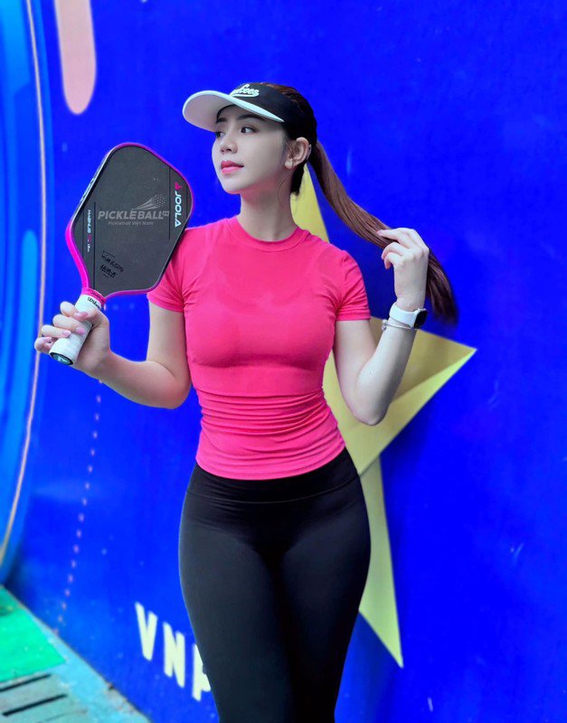 Quỳnh Kool còn quay lại chơi bộ môn pickleball để nâng cao sức khỏe và giảm cân.