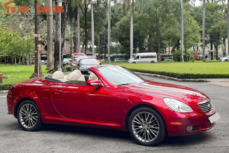 Lexus SC430 "uống" 20 lít xăng/100km tại Việt Nam bán hơn 800 triệu - 1