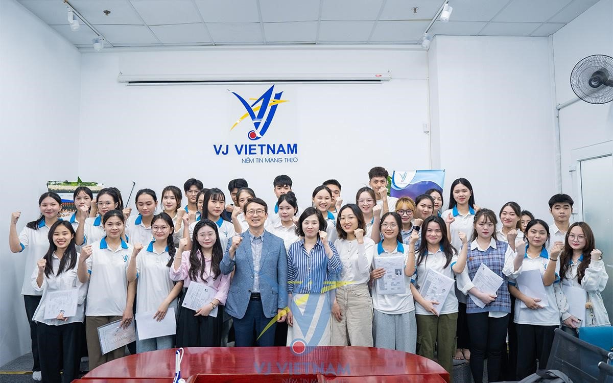 Học viên VJ tham gia phỏng vấn trực tiếp trường đại Học Ajou